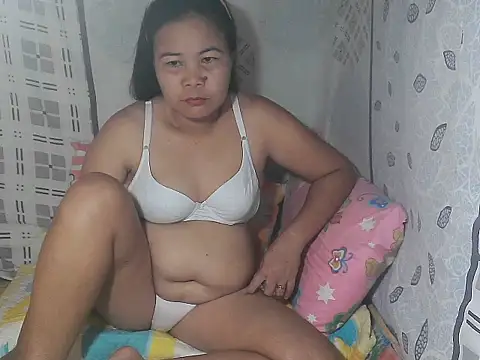 Snapshot of SweetFuck_Tina chatting on January 10, 2026, 7:31 pm SweetFuck Tina online show from January 10, 2026, 7:31 pm