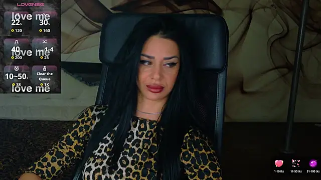 NaomiScarlet online show from October 28, 2025, 5:39 am