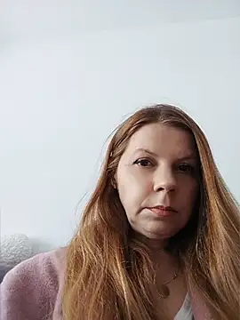 RoxanneLiss online show from May 14, 2026, 8:44 am