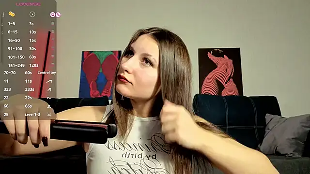 TrixiBell online show from February 3, 2026, 6:40 am