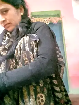 Snapshot of Cutreet chatting on February 3, 2026, 11:37 am Cutreet online show from February 3, 2026, 11:37 am