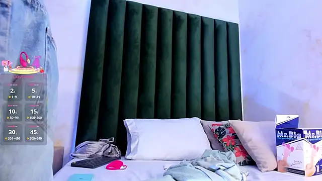 Jim twink online show from November 24, 2025, 7:36 pm