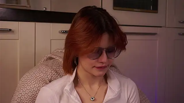 BlytheBenny online show from October 3, 2025, 1:09 am