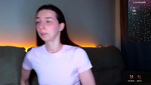 Snapshot of Made_for_Love chatting on March 4, 2026, 2:25 pm Made for Love online show from March 4, 2026, 2:25 pm