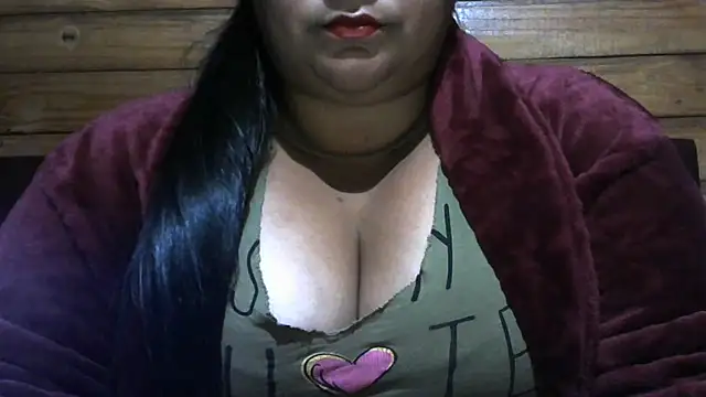 MARRENTINHA34 online show from May 26, 2026, 8:18 pm