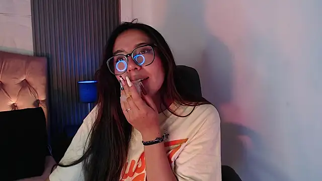 Bonnali lune online show from November 1, 2025, 10:03 pm