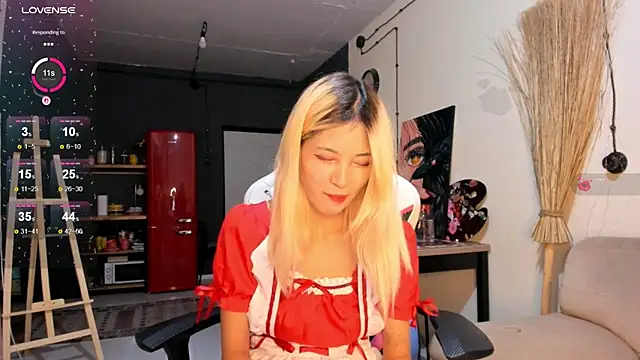 Snapshot of Korean_blink chatting on February 5, 2026, 6:15 pm Korean blink online show from February 5, 2026, 6:15 pm