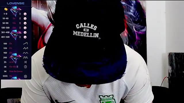 smith hot29 online show from October 13, 2025, 4:14 am