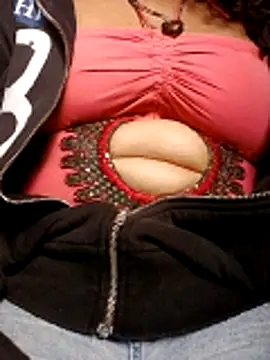 Snapshot of Kymy_marquez chatting on February 2, 2026, 8:41 pm Kymy marquez online show from February 2, 2026, 8:41 pm