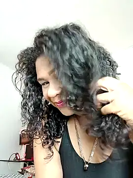 Snapshot of Kymy_marquez chatting on January 18, 2026, 8:01 pm Kymy marquez online show from January 18, 2026, 8:01 pm