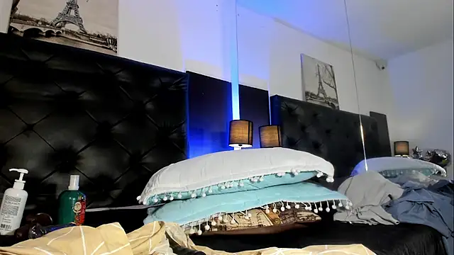 Snapshot of Kymy_marquez chatting on March 1, 2026, 7:25 pm Kymy marquez online show from March 1, 2026, 7:25 pm