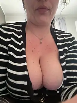 sabrinavogliosa online show from March 8, 2025, 1:14 pm