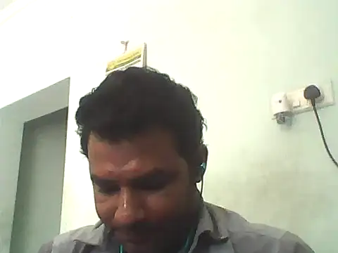 Snapshot of Hot_more chatting on October 10, 2025, 6:36 am Hot more online show from October 10, 2025, 6:36 am