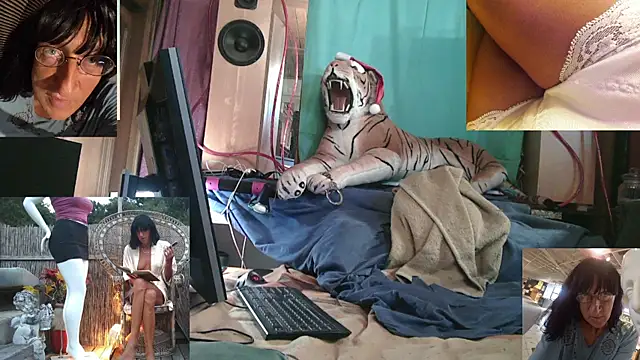 SissiDomination online show from November 24, 2025, 9:37 pm