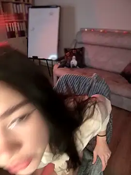 Marryme- online show from October 23, 2025, 1:43 pm