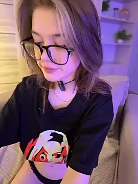 Snapshot of Marryme- chatting on May 8, 2026, 2:54 pm Marryme- online show from May 8, 2026, 2:54 pm