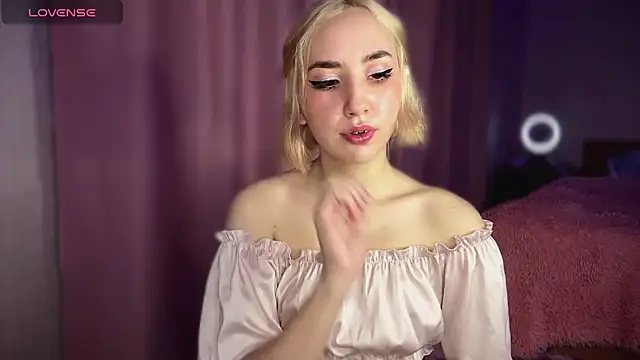 goddessssex online show from September 29, 2025, 1:06 pm