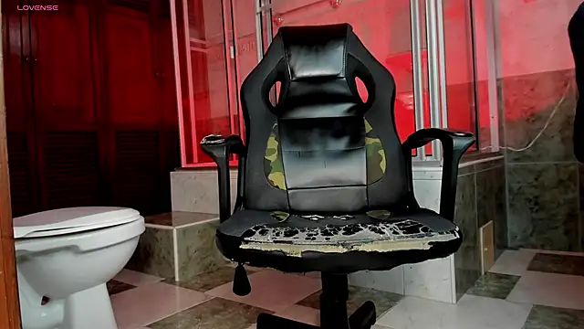 magnus serket online show from October 7, 2025, 11:33 am