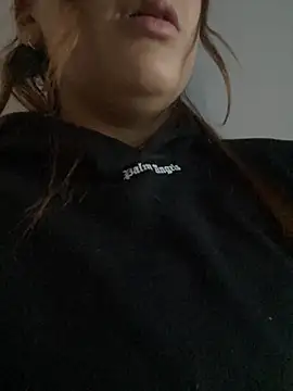 MacarenaRosse online show from November 30, 2025, 8:20 pm