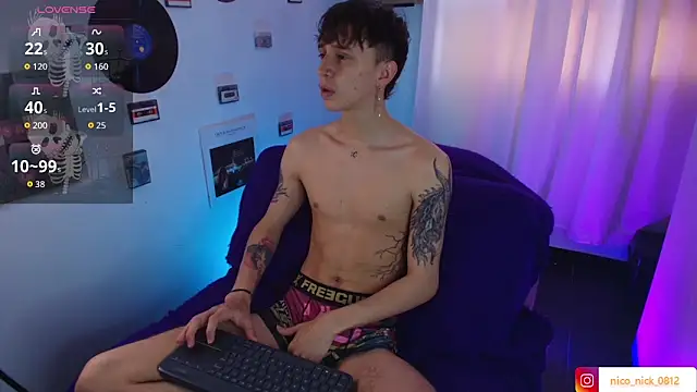 Snapshot of Nick_Bangover_ chatting on November 5, 2025, 5:27 pm Nick Bangover online show from November 5, 2025, 5:27 pm