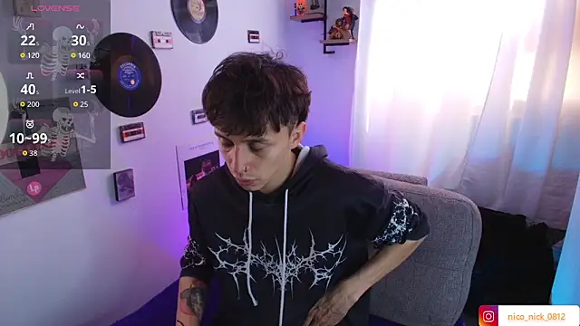 Snapshot of Nick_Bangover_ chatting on October 10, 2025, 6:09 pm Nick Bangover online show from October 10, 2025, 6:09 pm