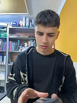 AdrianRinaldi online show from May 9, 2026, 1:58 pm