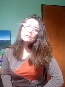 Merida2276 online show from October 27, 2025, 4:19 pm