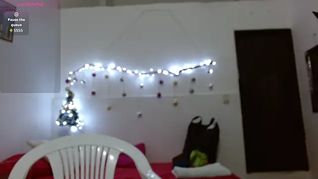 CanelaDeluxe online show from December 20, 2025, 1:41 am