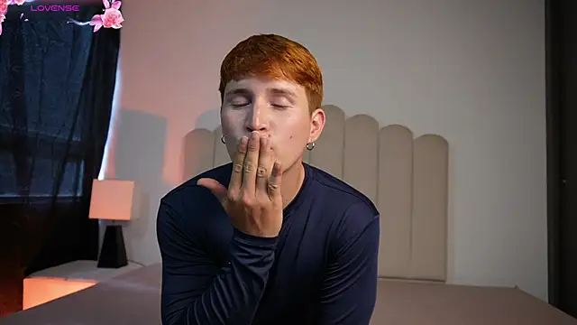 Eragonbooy online show from December 15, 2025, 6:25 pm