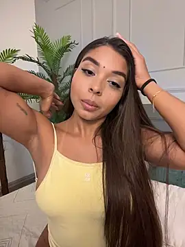 AnnyVega  online show from December 3, 2025, 9:14 pm