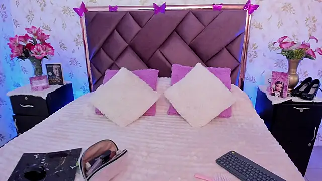 Eva Alzair online show from December 2, 2025, 7:37 pm