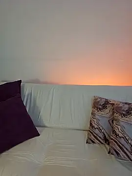 Snapshot of AliishaPss chatting on February 1, 2026, 6:39 pm AliishaPss online show from February 1, 2026, 6:39 pm