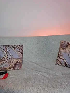 Snapshot of AliishaPss chatting on December 22, 2025, 7:14 pm AliishaPss online show from December 22, 2025, 7:14 pm