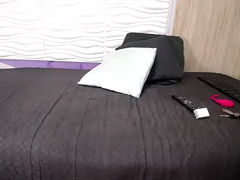 afroditoo online show from November 27, 2025, 1:50 am