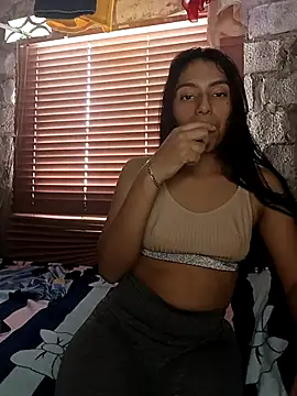 Snapshot of Aley_2025 chatting on October 8, 2025, 7:14 pm Aley 2025 online show from October 8, 2025, 7:14 pm