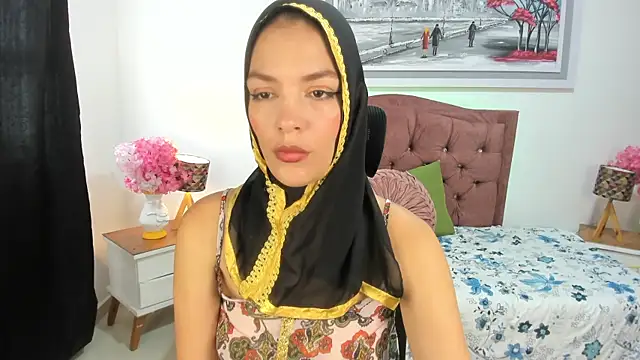 SofiaRivera1 online show from September 29, 2025, 6:46 pm