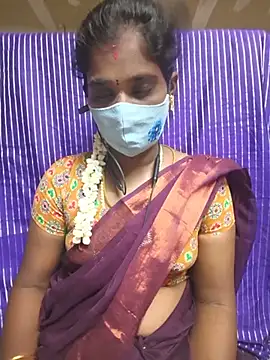 Snapshot of Tamil_Jillu chatting on May 13, 2026, 4:47 pm Tamil Jillu online show from May 13, 2026, 4:47 pm