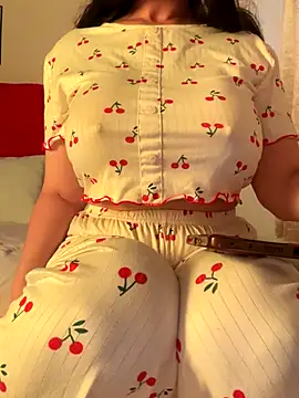 OnlyRima online show from October 9, 2025, 9:54 am