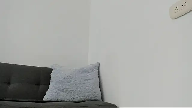 lara and danny online show from October 30, 2025, 7:00 pm