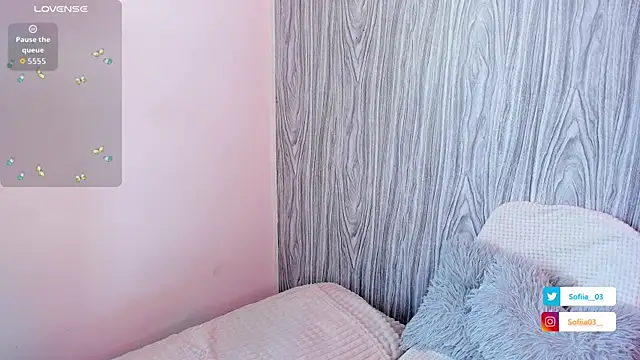 Snapshot of Sofii_03 chatting on November 20, 2025, 7:25 pm Sofii 03 online show from November 20, 2025, 7:25 pm