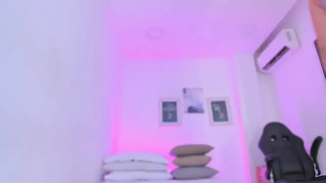 Anastasia lauren online show from October 17, 2025, 7:26 pm