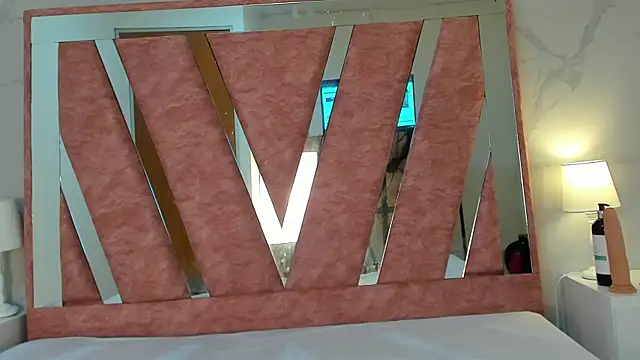 Megan Sweetas online show from October 11, 2025, 9:16 pm