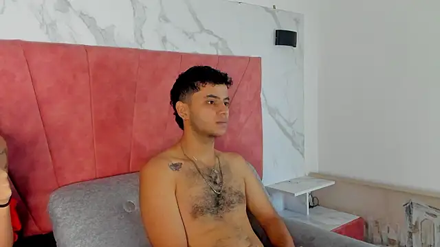 Snapshot of HellAndDante_ chatting on February 21, 2026, 10:23 pm HellAndDante online show from February 21, 2026, 10:23 pm