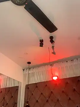 Snapshot of Sussan__ chatting on November 5, 2025, 11:46 am Sussan online show from November 5, 2025, 11:46 am