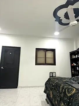 Snapshot of sahraparker chatting on October 29, 2025, 6:01 am sahraparker online show from October 29, 2025, 6:01 am