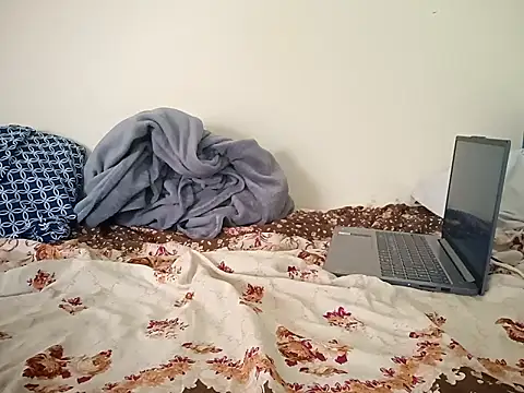 Snapshot of RyanDante chatting on October 11, 2025, 3:13 pm RyanDante online show from October 11, 2025, 3:13 pm