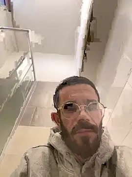 lolo7121 online show from April 29, 2026, 2:21 pm