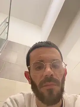 lolo7121 online show from April 20, 2026, 5:25 pm