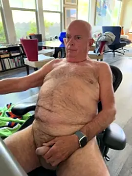 jimmy94595 online show from December 2, 2025, 9:49 pm