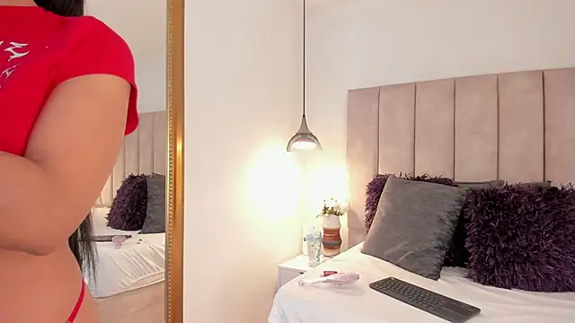 arianaa miller  online show from November 20, 2025, 8:20 pm